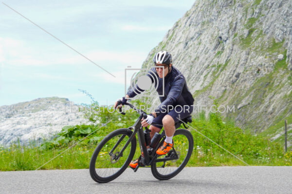2025:06:01 12:14:10 KEV00952