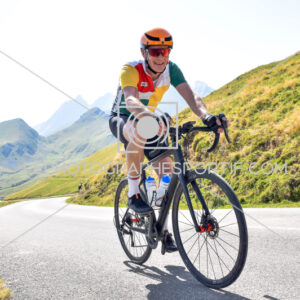 2025:08:10 12:00:27 ROM_5302