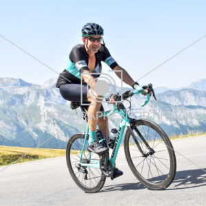 2025:08:08 12:06:26 ROM_4682