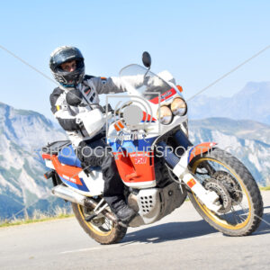 2025:08:07 10:42:17 ROM_3832