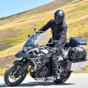 2025:08:07 12:05:49 ROM_4067