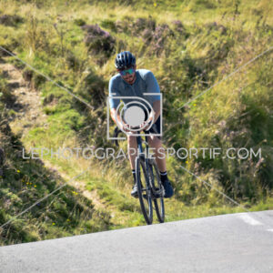 2025:08:07 12:01:04 ROM_4042