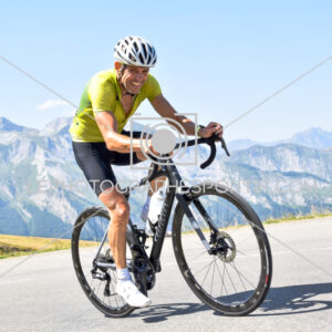 2025:08:07 12:15:10 ROM_4092