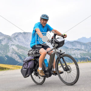 2025:08:06 12:09:02 ROM_3442