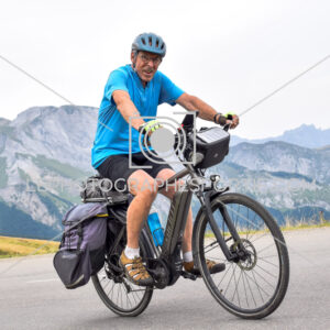 2025:08:06 12:10:52 ROM_3445