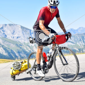 2025:08:05 12:06:54 ROM_2580