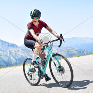 2025:08:05 13:37:31 ROM_2837