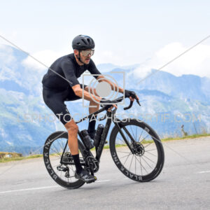 2025:08:05 14:12:40 ROM_2915