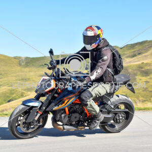 2025:08:05 10:16:14 ROM_2245