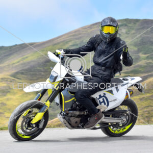 2025:08:05 15:12:58 ROM_3054