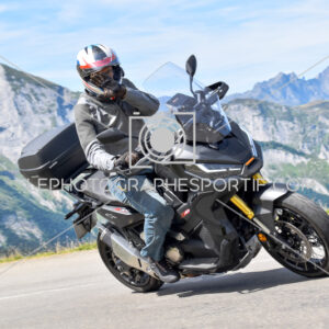 2025:08:04 12:00:44 ROM_1774