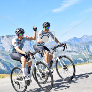 2025:08:03 11:53:03 ROM_0819