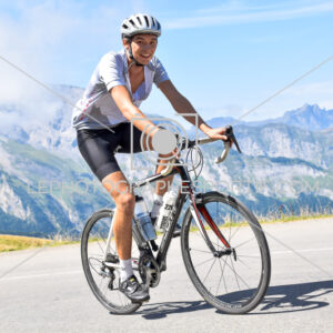 2025:08:03 12:19:12 ROM_0884