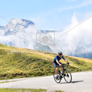 2025:08:03 12:37:27 ROM_0941