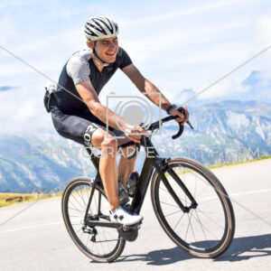 2025:08:03 13:02:12 ROM_1021