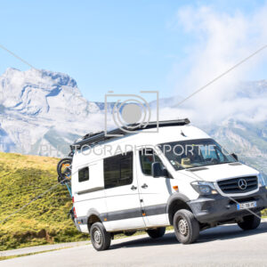 2025:08:03 12:08:07 ROM_0844