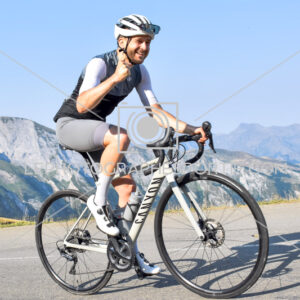 2025:08:14 09:48:04 ROM_5818