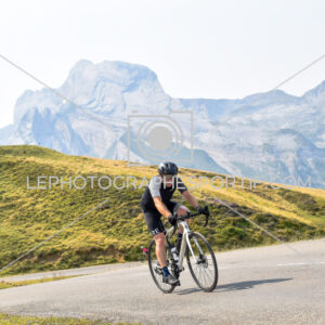 2025:08:15 12:06:02 ROM_6988