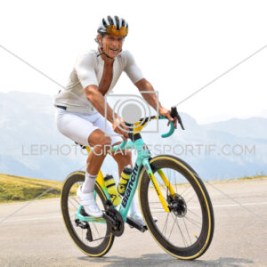 2025:08:17 14:20:57 ROM_8802