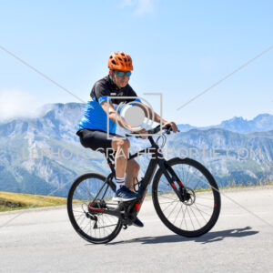 2025:08:23 13:32:27 ROM_9627